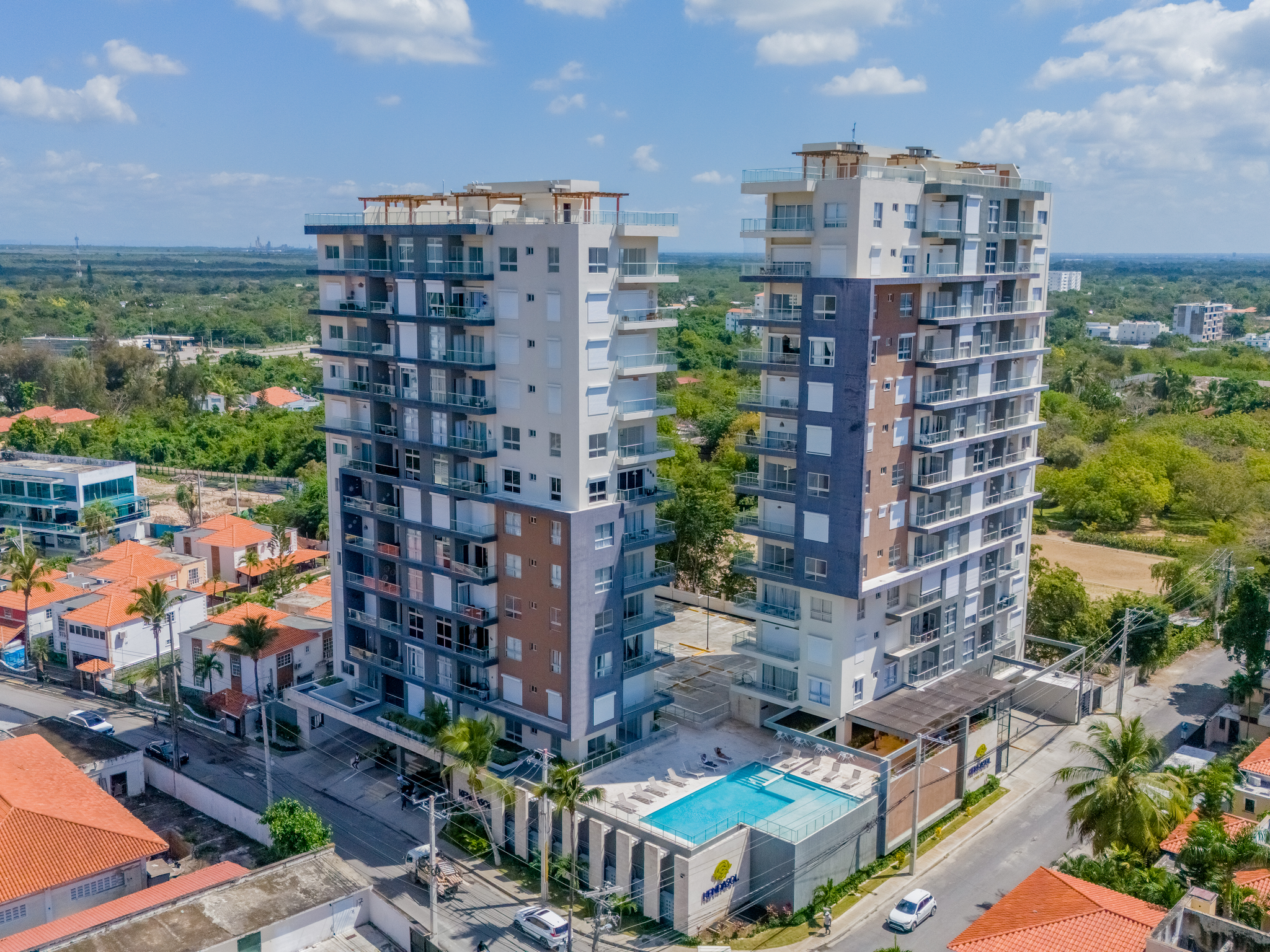 Apartamentos Listos de 2 Habitaciones al frente de la Playa en Juan Dolio – KS