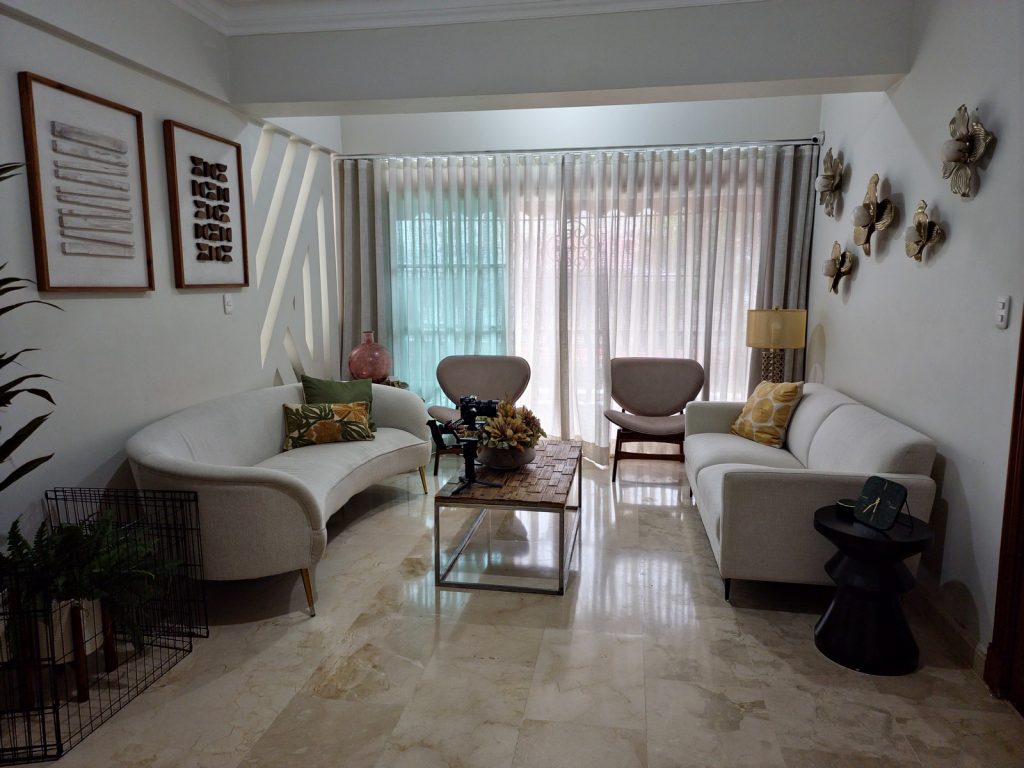 Amplio apartamento listo para mudarse en Urbanización Real